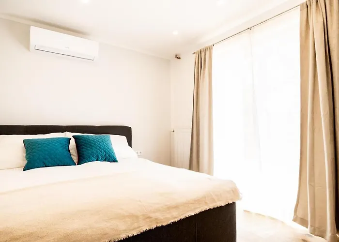 Tom's Seeblick Domizil